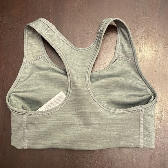 Nike Sports bra - Picture 3 of 4